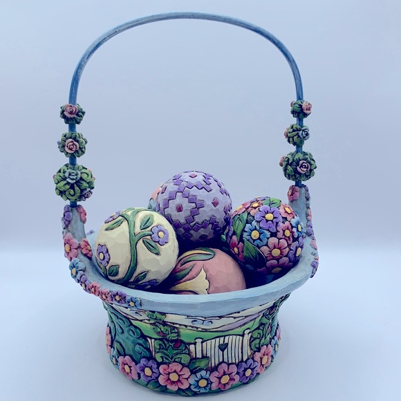 Jim Shore Other - Jim Shore Heartwood Creek 2007 Blossoms of Spring Basket with Round Balls